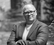 Ketil _portrett 1-300x 247