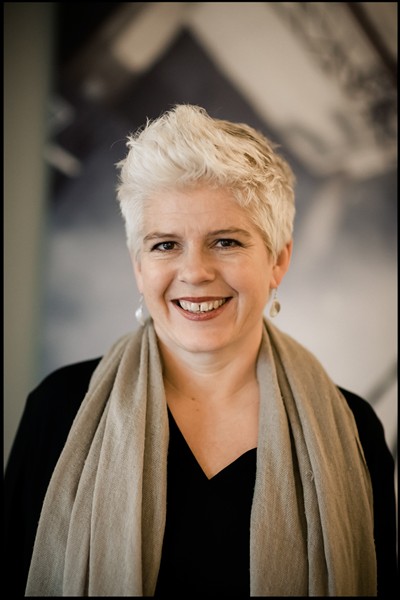 Rhiannon H. Edwards 
