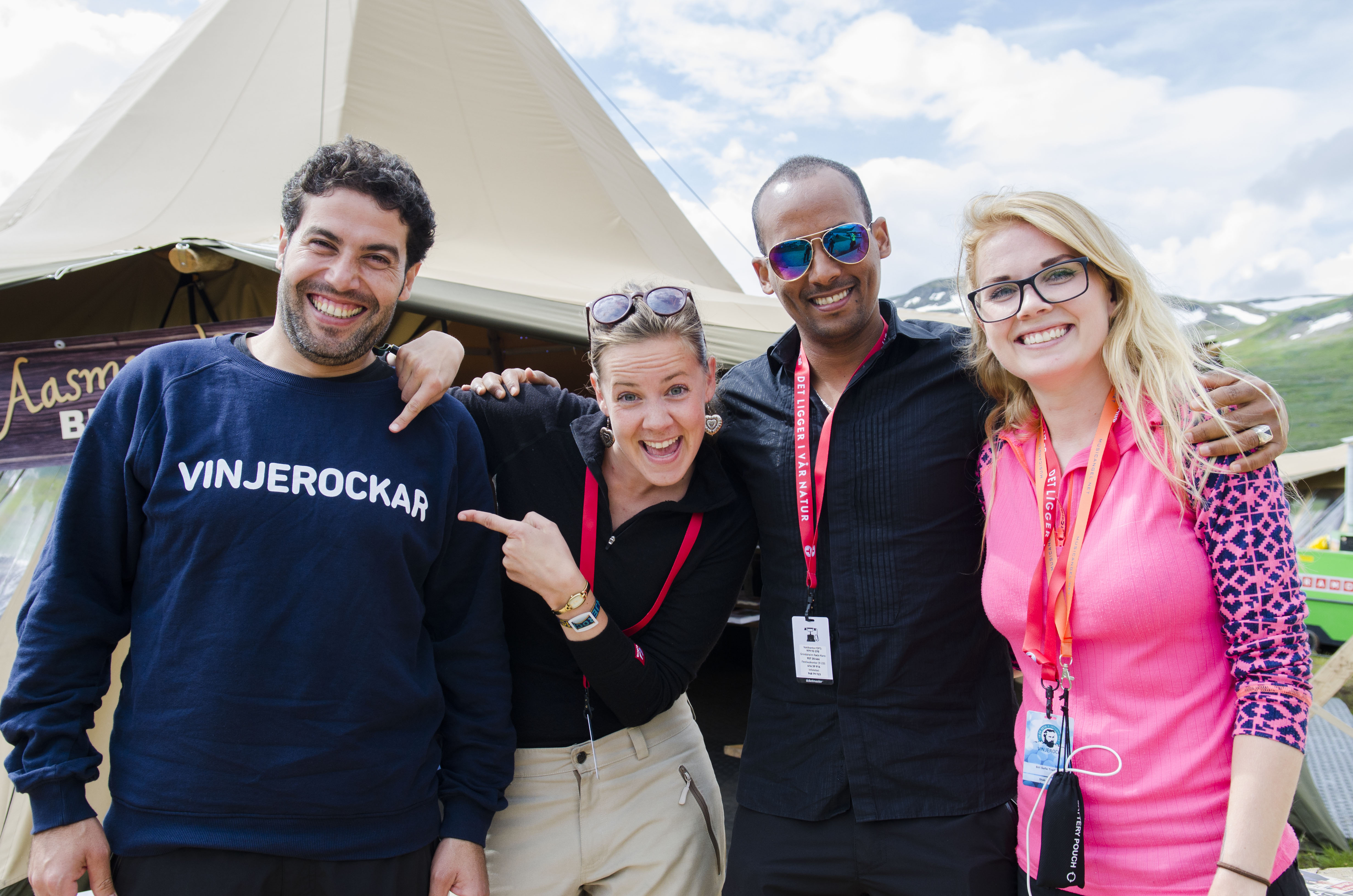 Illustrasjonsbilde: Vinjerock samarbeider med Vang frivilligsentral, Vang mottakssenter og Introduksjonssenteret i Vang, som resulterte i at flyktninger var med som frivillige på festivalen i 2015. Foto: Andrea Rygg Nøttveit