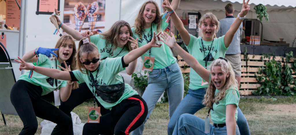 Mablisfestivalen i Stavanger er er en av mange arrangører som benytter frivillige. Festivalen har omlag 300 frivillige som hjelper til hvert år. Foto: Studio Stavanger.