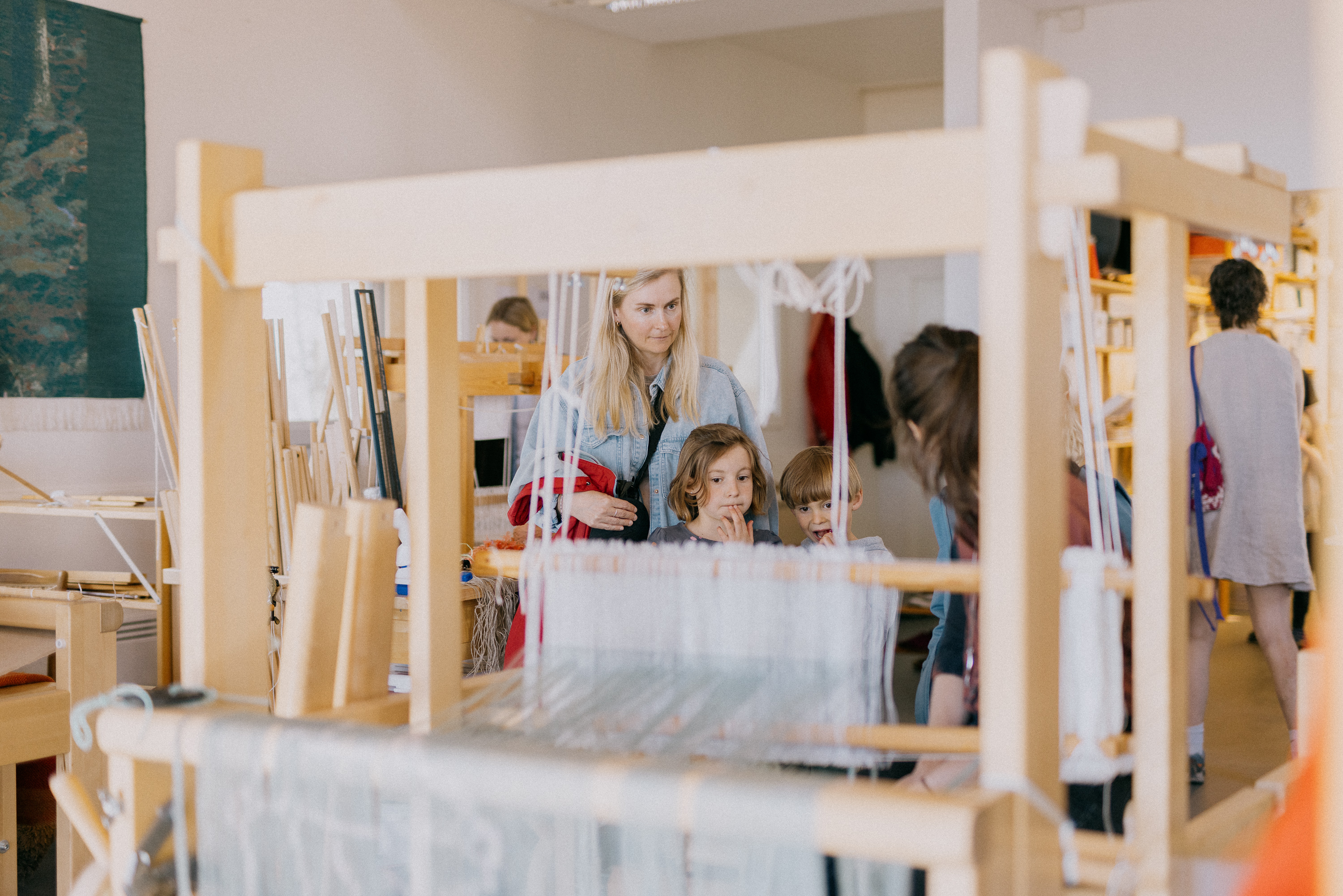 Atelierbesøk hos kunstner Rosanna Vibes atelier på Villa Romsli under Oslo Open. Foto: Jan Khür